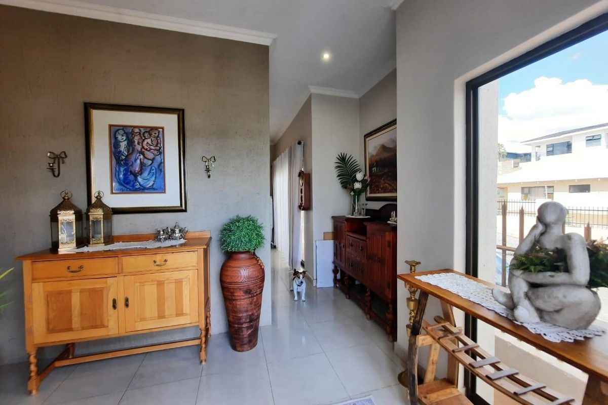 AUASBLICK - STYLISH FAMILY HOME N$5 500 000 - Photo 4