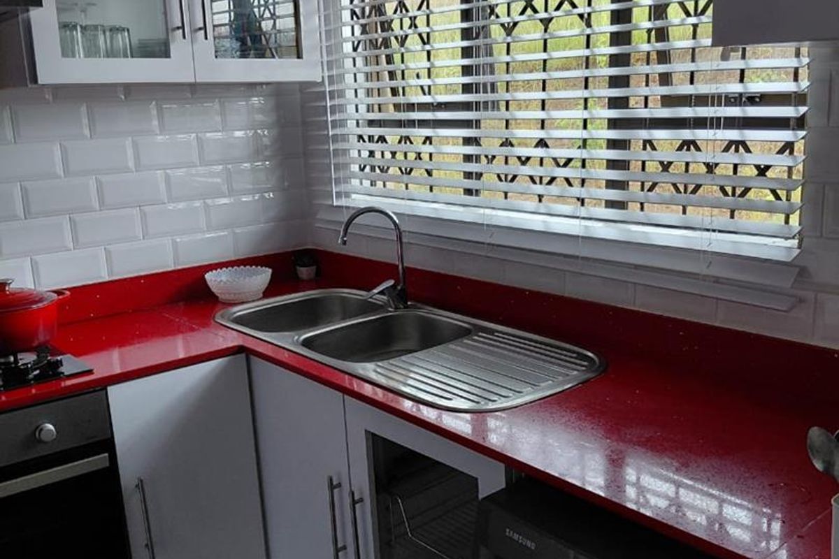 Spacious 4-Bedroom Family Home for Sale – Near Osindisweni Hospital - Photo 3