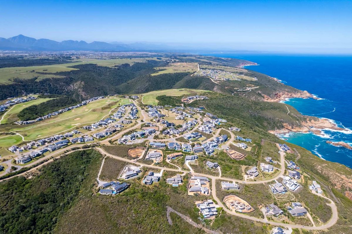 PRIME 2300 SQM STAND IN THE EXCLUSIVE BRINK ECO ESTATE, HEROLDS BAY - Photo 2