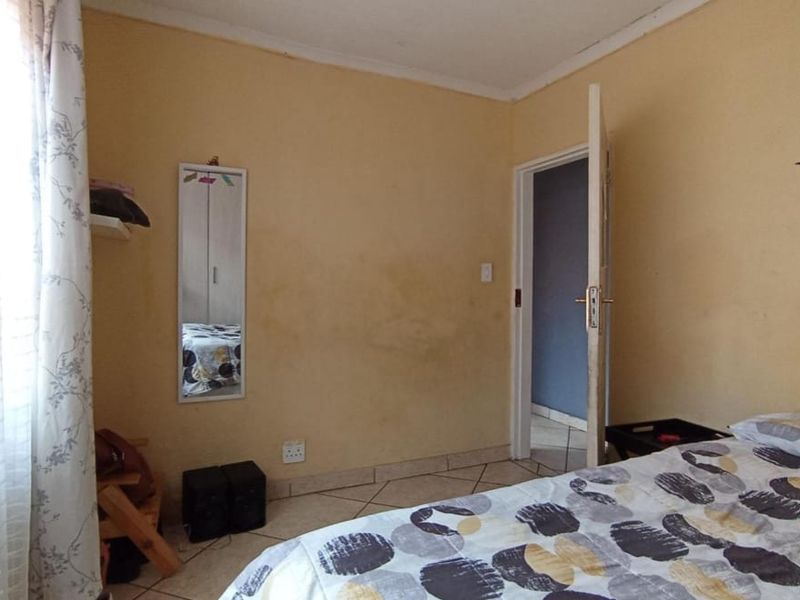 3 Bedroom House for Sale in Soshanguve, Pretoria - Photo 10