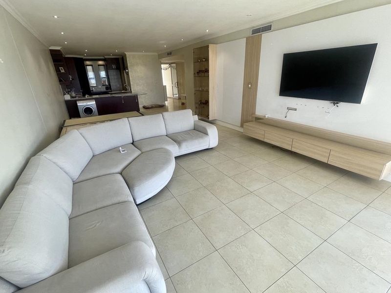 Hendra - Spacious 4-Bedroom Ground Floor Apartment with Sea Views – Ilala Ridge Estate - Photo 3