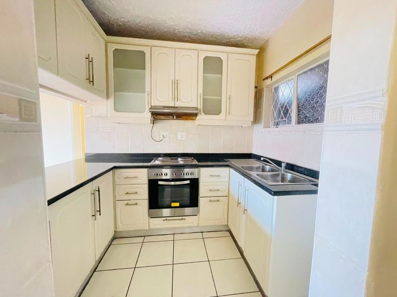 Modern 2-Bedroom Apartment for Rent in Windermere - Photo 4