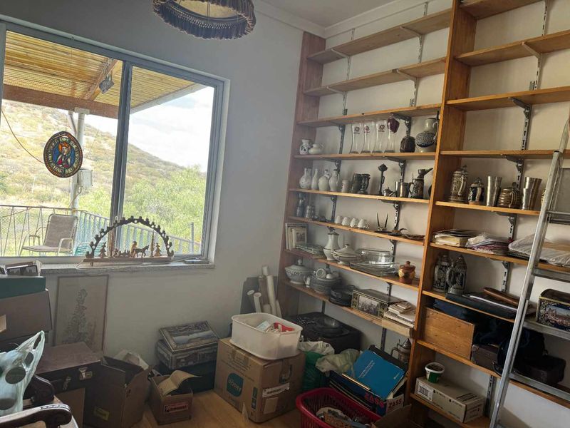 Luxury Hill House for Sale - Photo 4