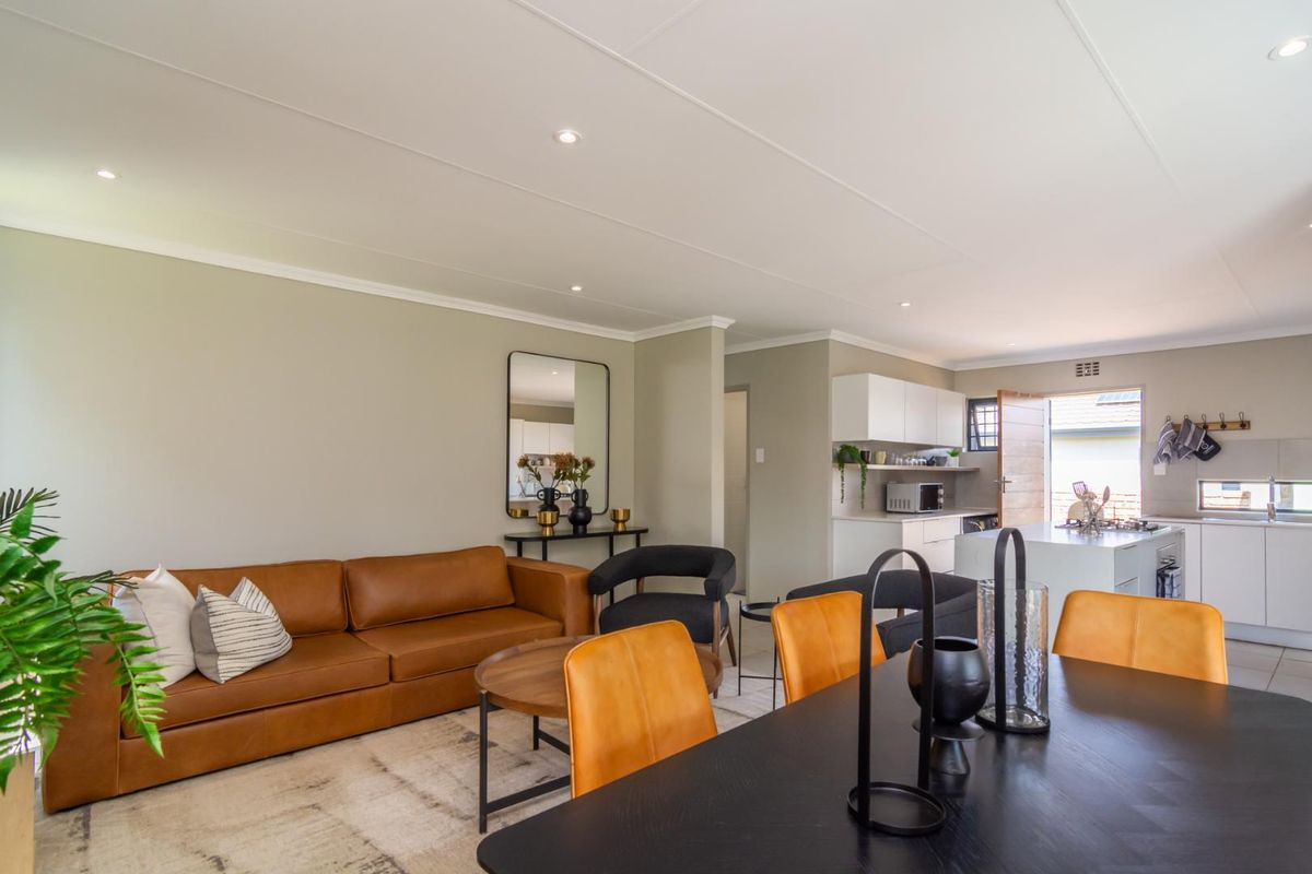 Stunning 142 m2 3-Bedroom Home in Lion Pride Lifestyle Estate - Photo 2