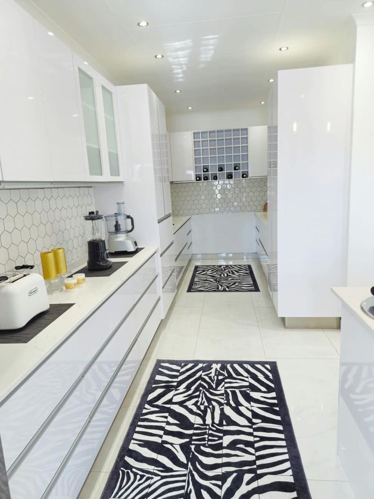 Open plan kitchen 