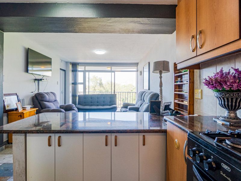 Furnished on the beach - Photo 10