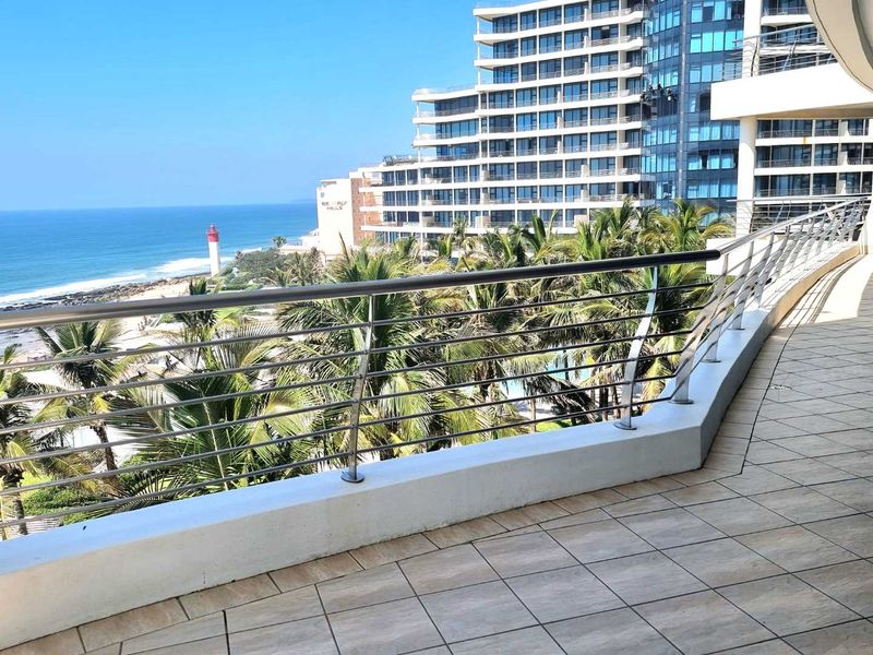 Luxury Sea View Apartment in Umhlanga – Fully Renovated Coastal Living - Photo 5
