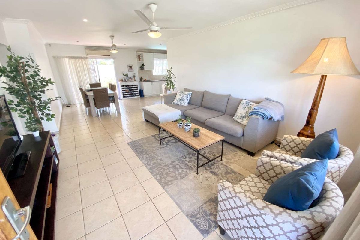 Hendra Estates - Stunning, Pet-Friendly Simplex With Private Pool in Somerset Park To Rent - Photo 4