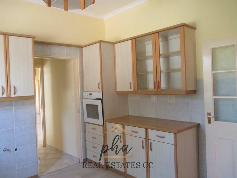 Endless Possibilities Await – Spacious Property in the Heart of Swakopmund - Photo 5