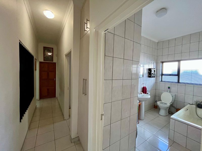 🌿 Rare Find in Okahandja Town - Photo 10