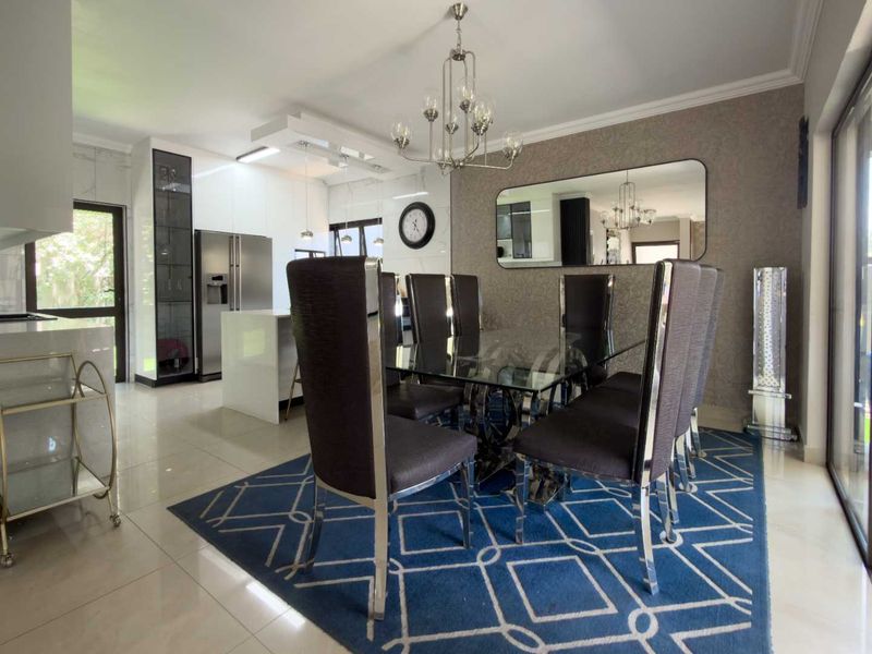 Modern Charm Meets Estate Living - Photo 6