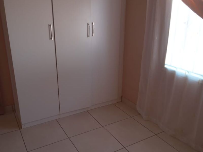 Stunning RDP house to rent in Soshanguve South - Photo 10