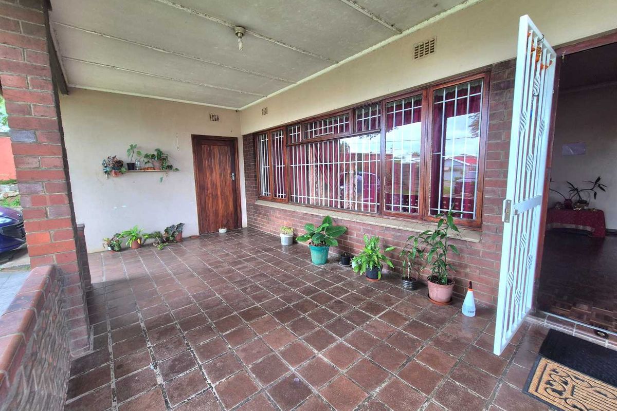 Level land home - Photo 3