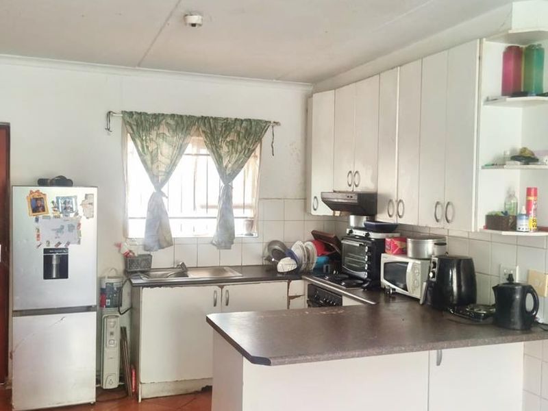 2 Bedroom apartment, Goodwood. - Photo 4