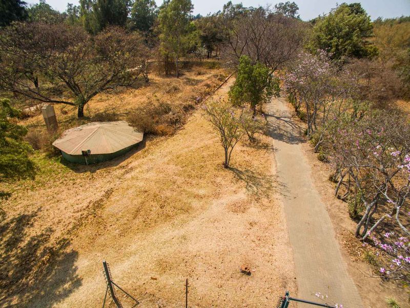 Development Land or Storage Garages with Residential Rental Opportunity - Photo 10