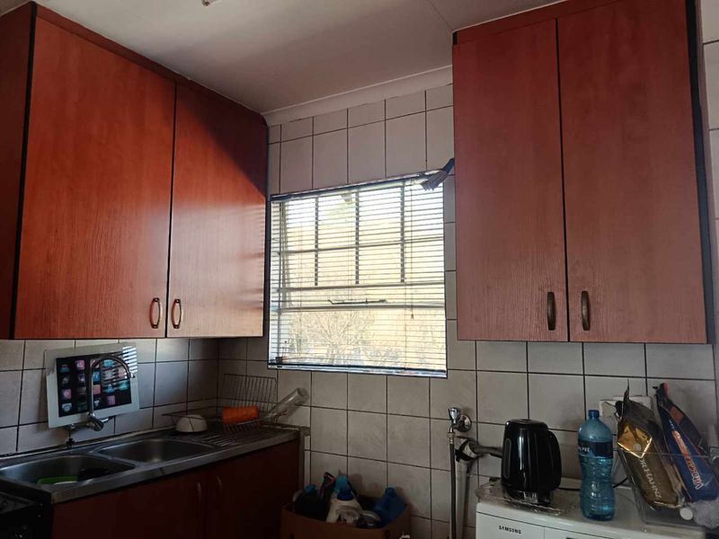 1st floor flat - Photo 5