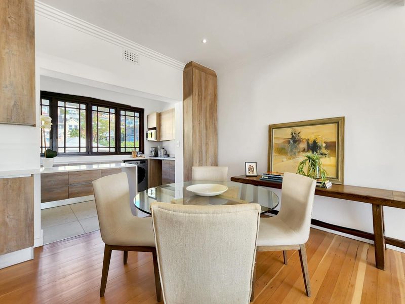 Old World Charm meets Modern Elegance - Photo 5