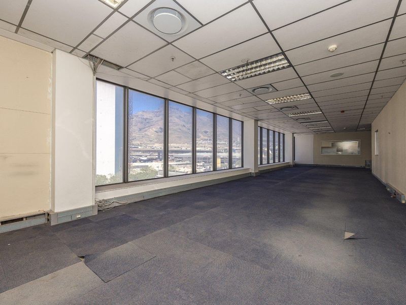 Development opportunity on Foreshore. - Photo 8