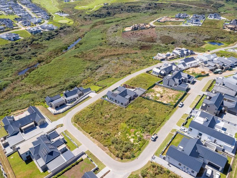 PRIME 766m2 CORNER STAND IN KINGSWOOD GOLF ESTATE - PHASE 4 - Photo 8