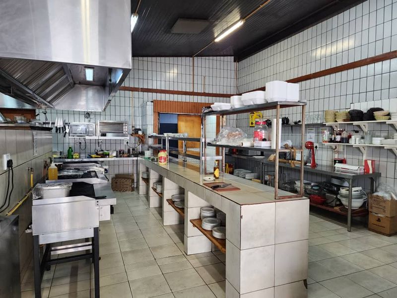 Invest in Henties Bay Hotel, Ready for New Ownership - Photo 9