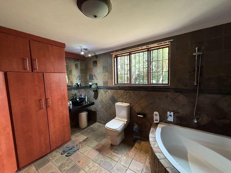 Charming and Private Granny Flat Available in Murrayfield - Photo 8