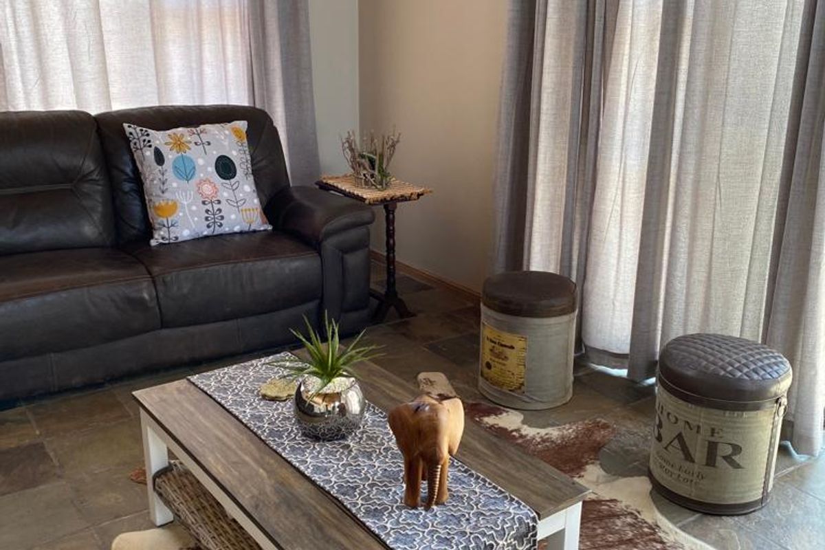 Own a house in the popular N/aankuse Estate, only 15 minutes from the Airport. - Photo 4