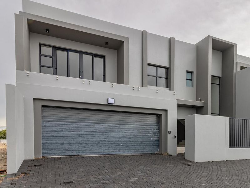Find Your Big and Beautiful Dream Home Today - Photo 5
