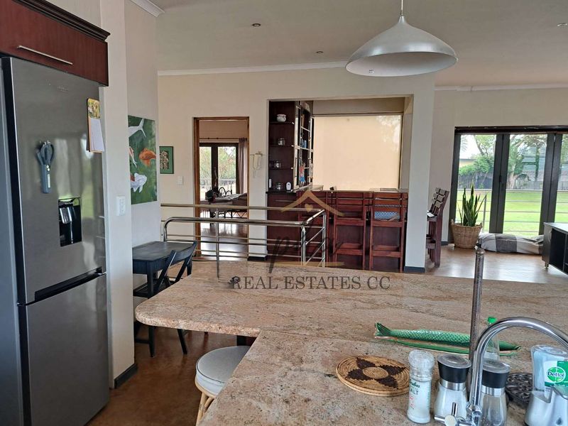 Elegant Gem with stunning views of the Walvis Bay Lagoon for sale for N$3 890 000.00 - Photo 10