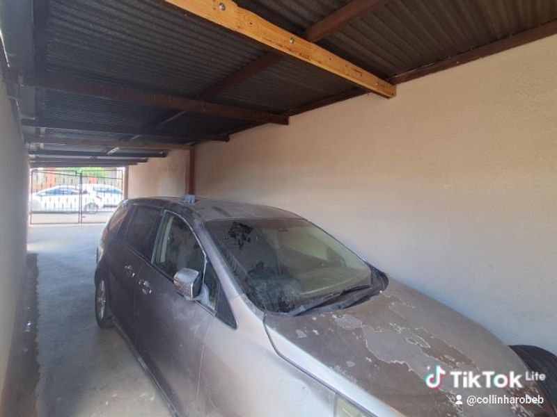 FOR SALE Spacious 4 Bedroom Home in Katutura. - Photo 3