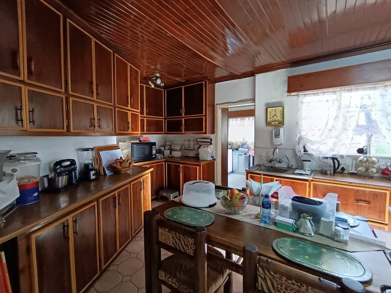 Discover Dual Living and Income in Heuwelsig!" - Photo 2