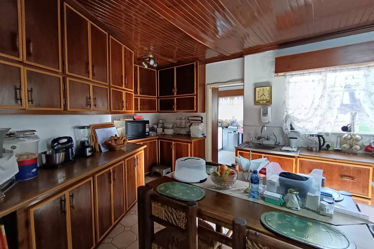 Discover Dual Living and Income in Heuwelsig!" - Photo 2