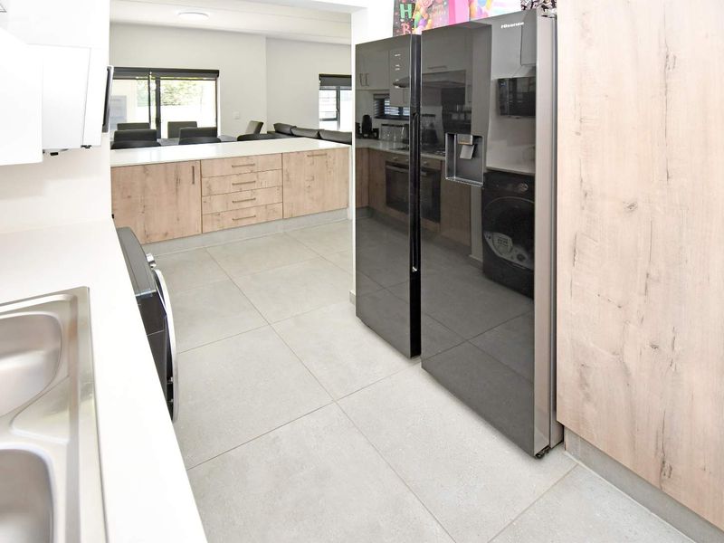 Fully Furnished 3-Bedroom Home in Springwood Estate | Pet-Friendly Garden | Move-In Ready Living - Photo 6