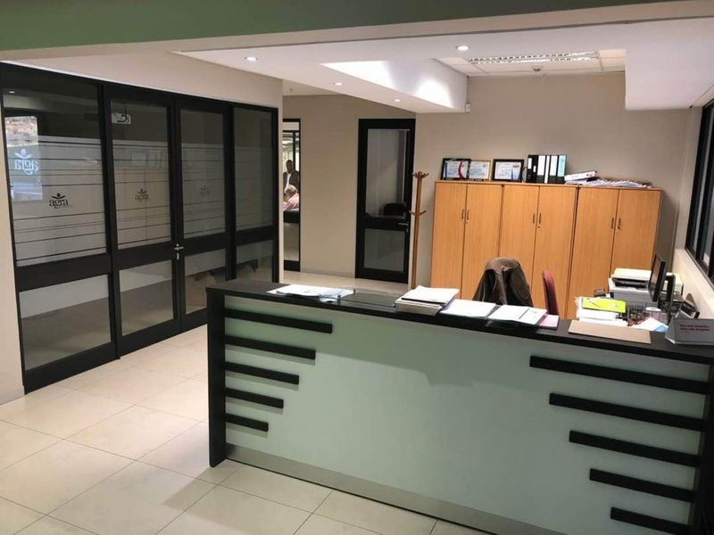 A-Grade Office space to let - Agra Hyper -Lafrenz - Photo 2