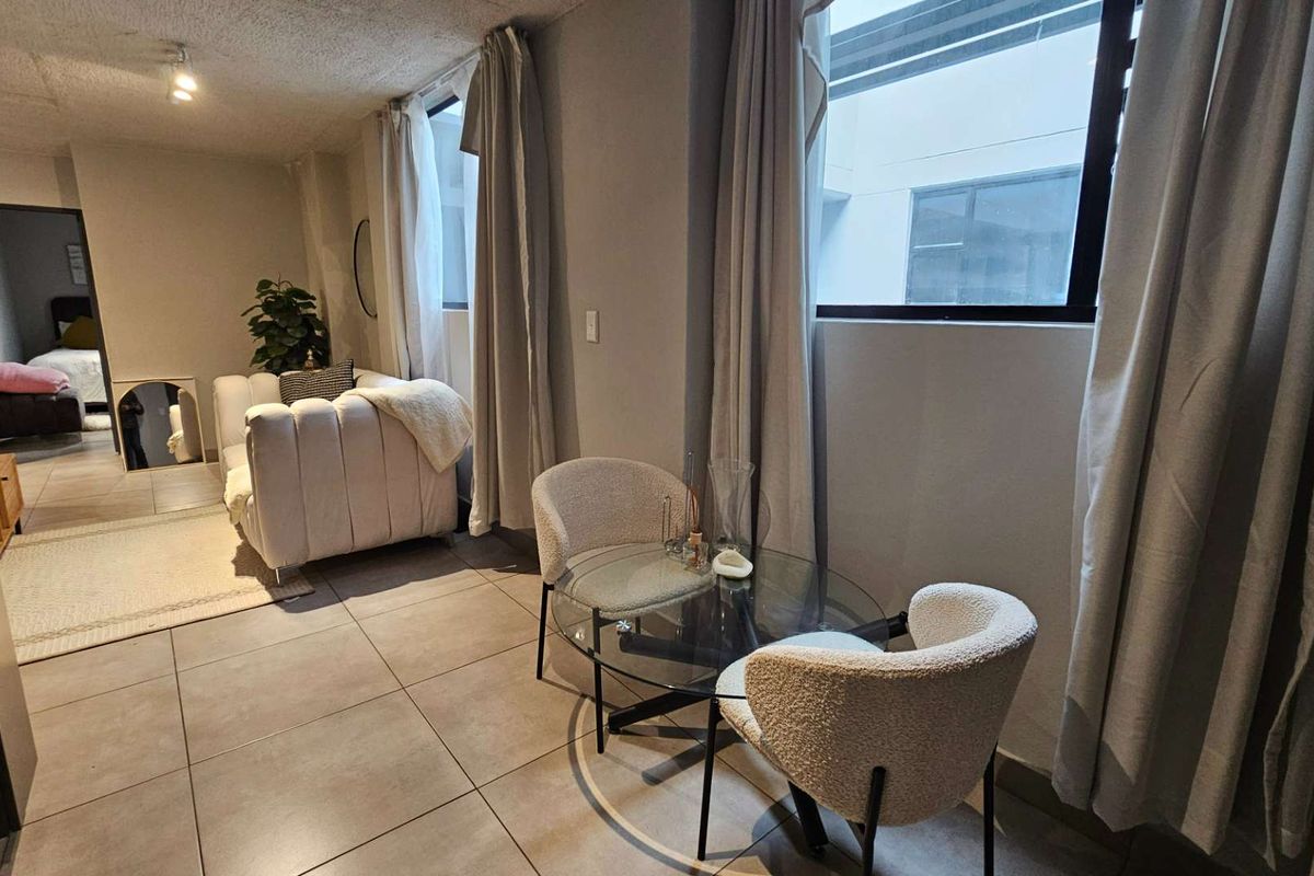 Modern 1-Bedroom Apartment – Stylish, Comfortable & Convenient Living - Photo 5