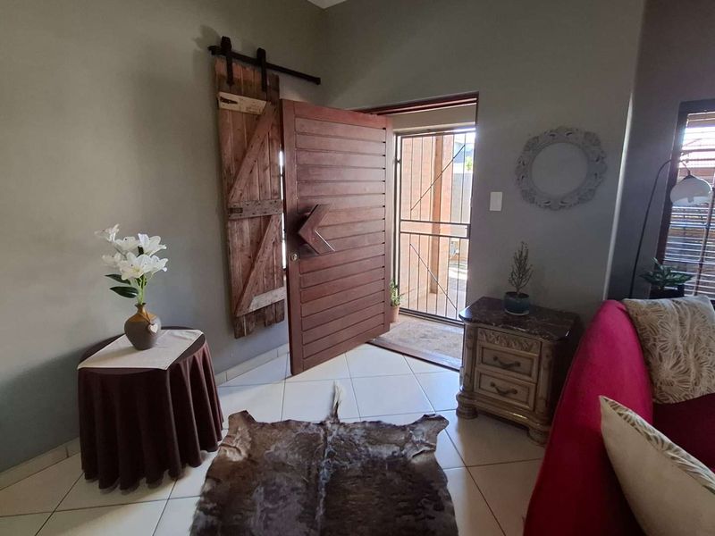 Modern Family Living with Solar, Security & Style - Photo 4
