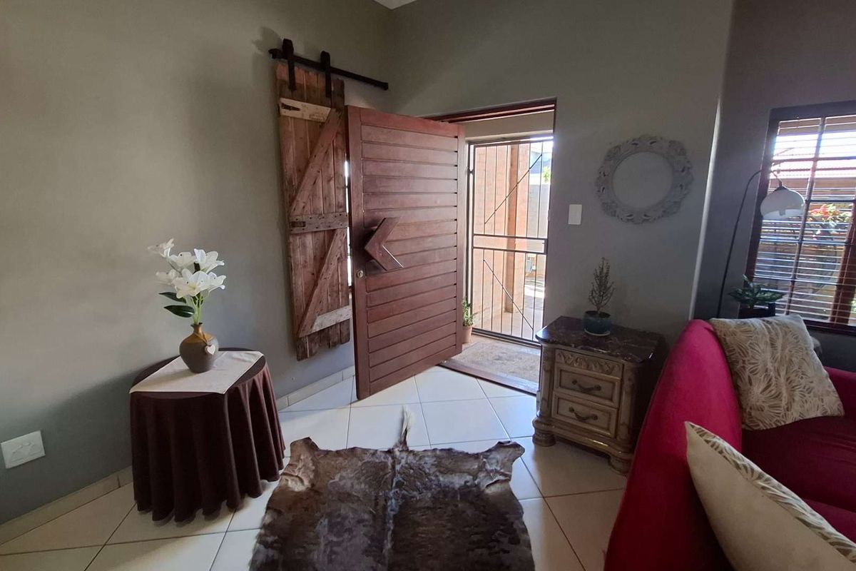 Modern Family Living with Solar, Security & Style - Photo 4