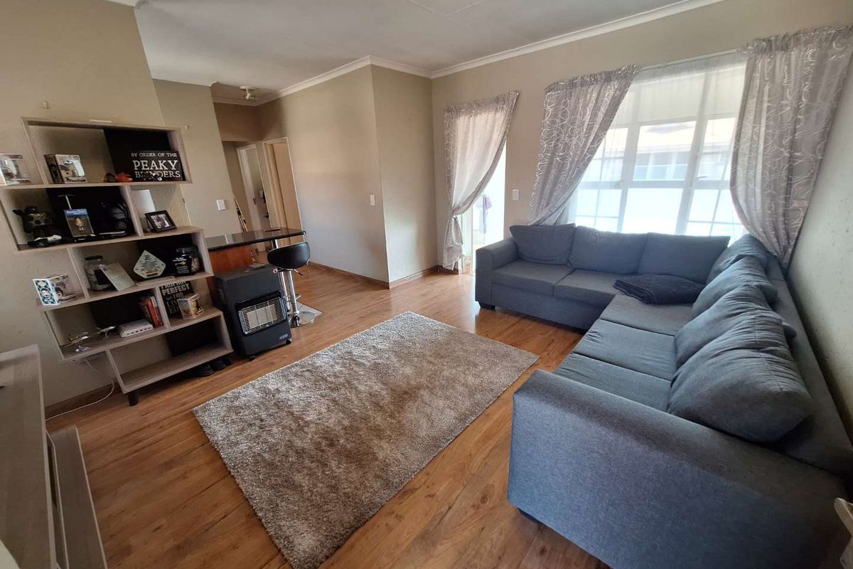 Charming starter apartment - Photo 2