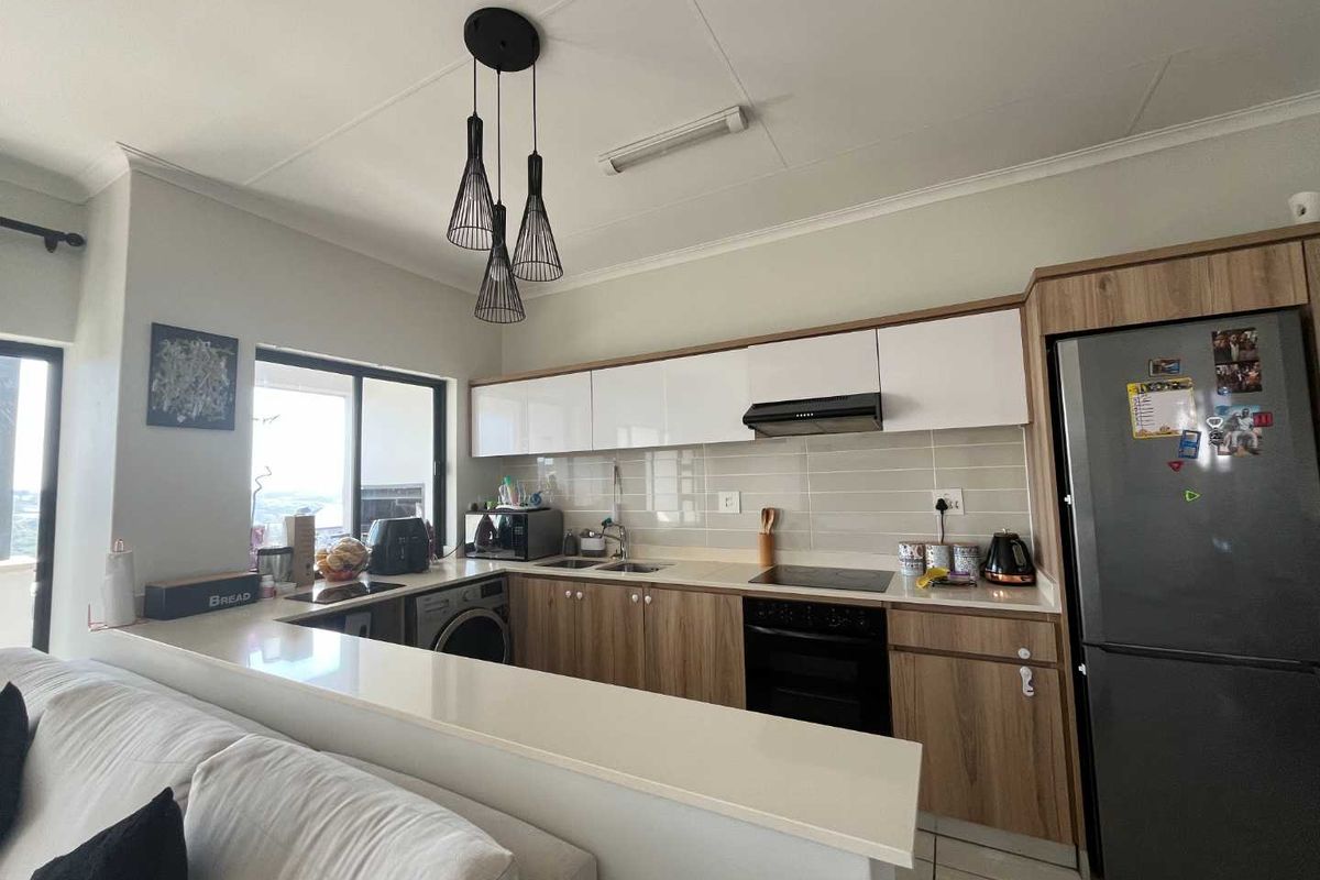 For Sale in sought after Ballito Hills – 2 Bed Top Floor - Photo 4