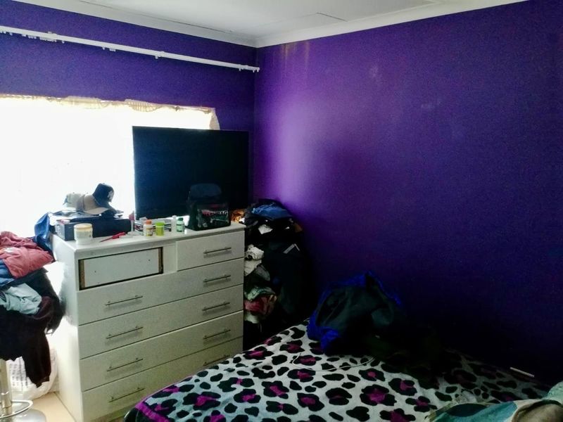 Charming 3-Bedroom Family Home in Seshego Zone 5 – Perfect Fixer-Upper Opportunity! - Photo 6