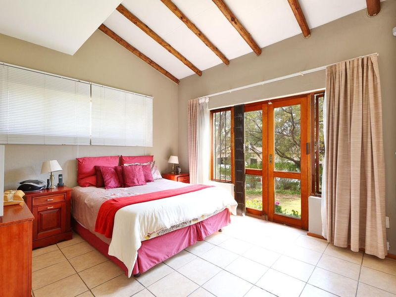 Best Value 2 beds, 2 baths, garage - Photo 8