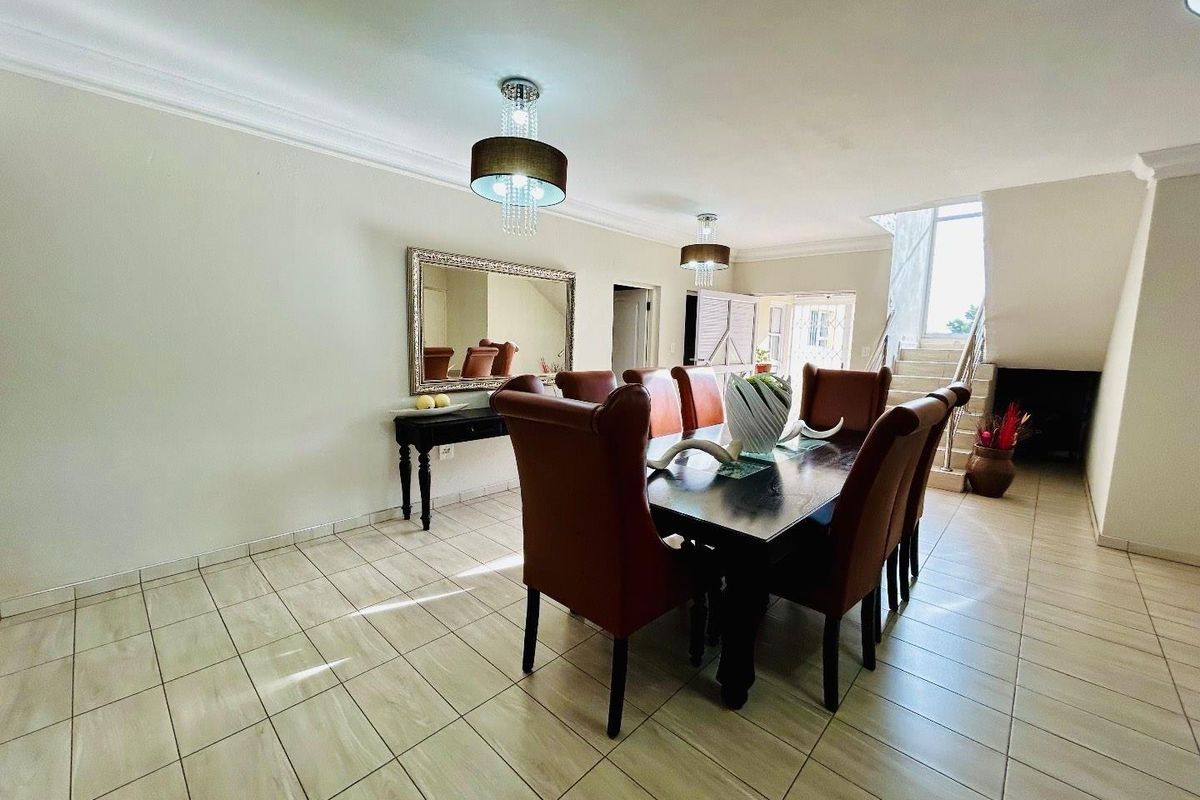 4 Bedroom house with a flatlet. - Photo 5