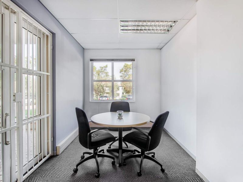 Flexible coworking memberships in Regus Bryanston Cedarwoods - Photo 4