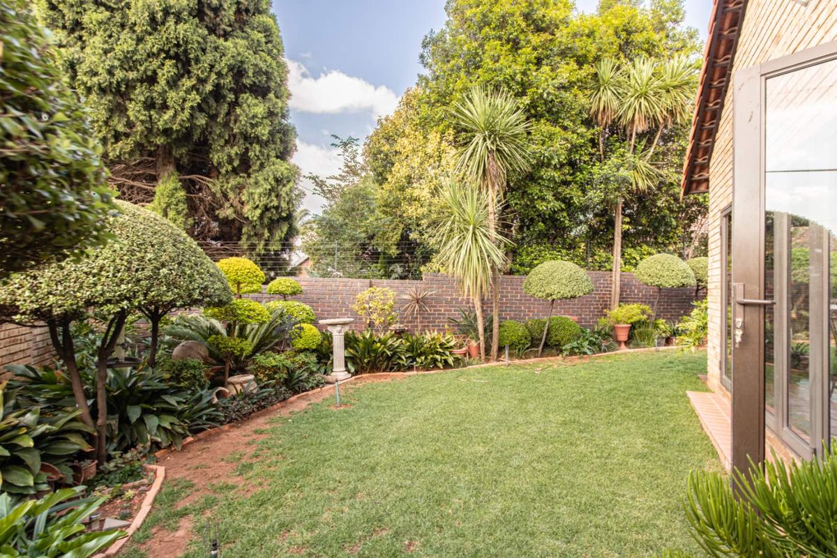 Charming Noordheuwel Living - Photo 3