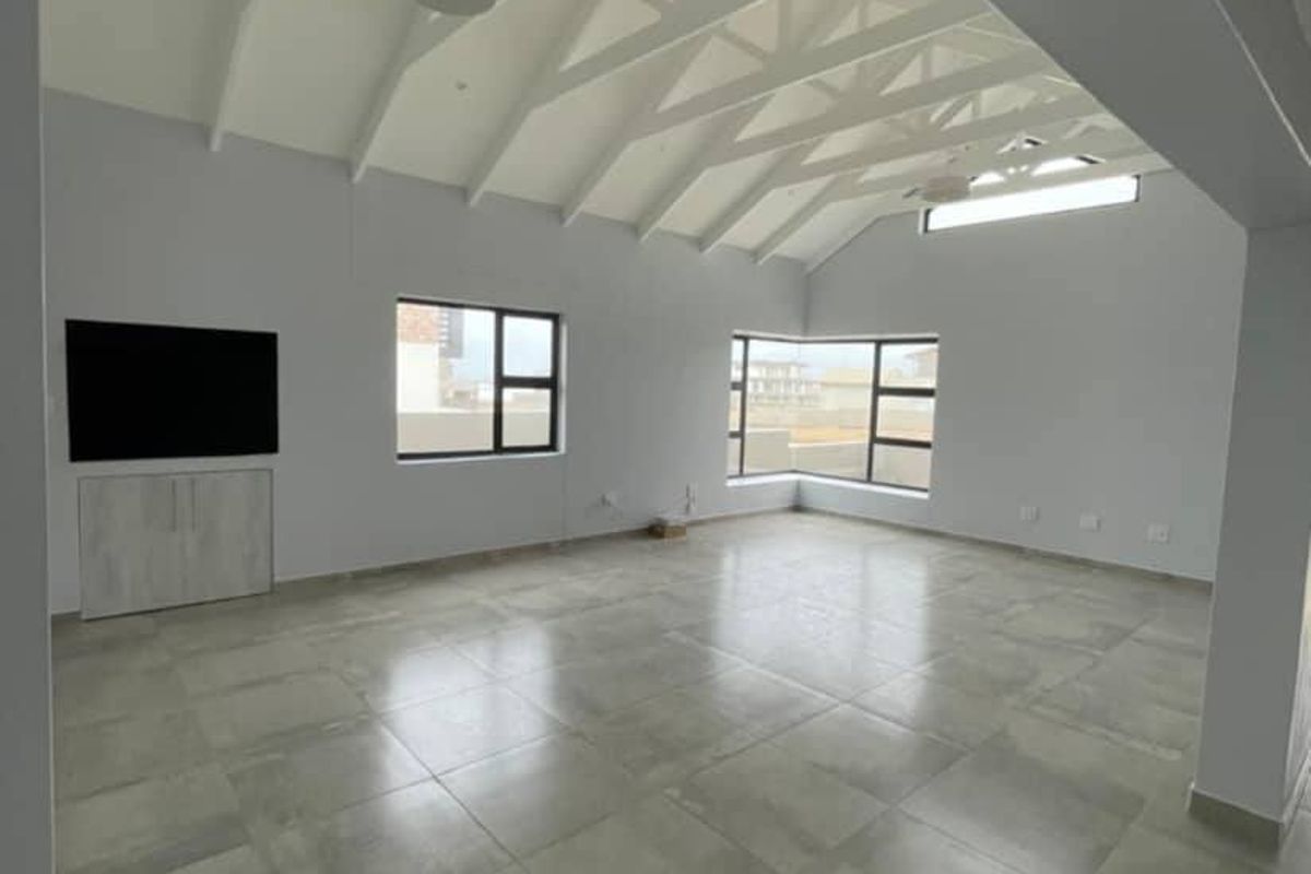 Swakopmund- For Sale-N$4 900 000 - Photo 3