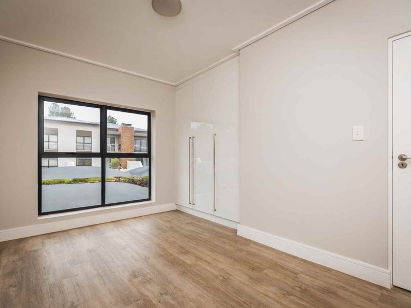 The Cobbles | Elegant 3-Bedroom Apartment in Eye of Africa - Photo 10