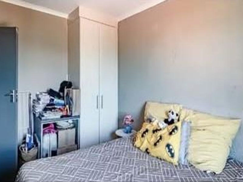 This lovely unit is ready for a new owner . - Photo 8