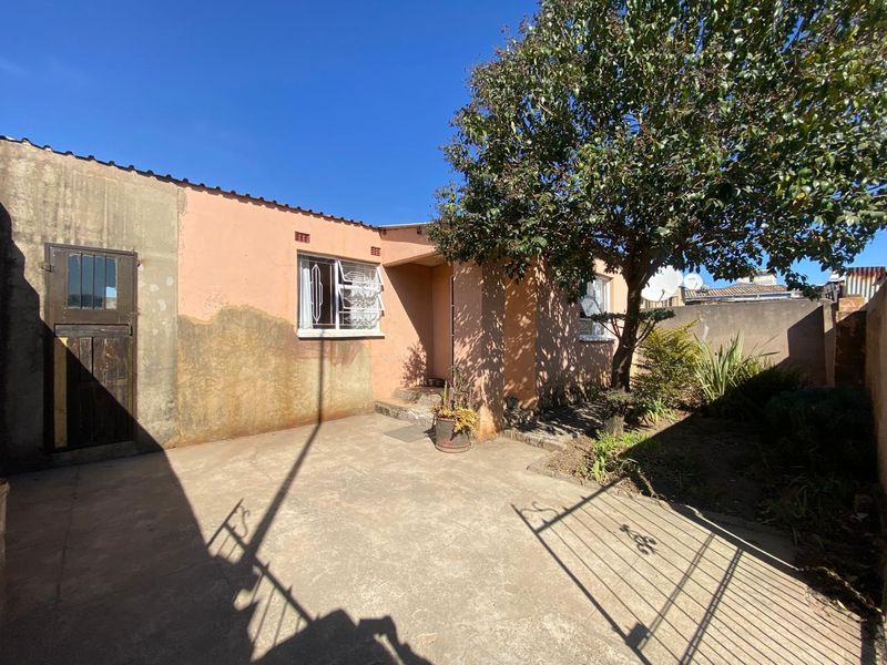 house for sale - Photo 2