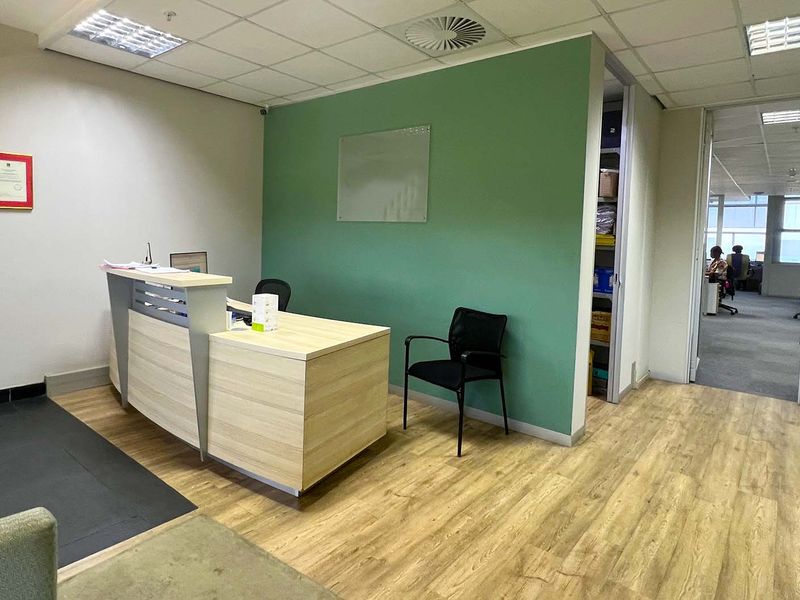 Premium Commercial Office for Sale in Umhlanga Ridgeside. - Photo 4