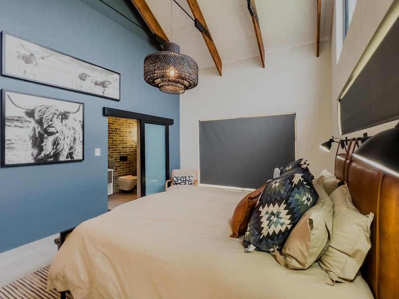 An Ultra-Modern Masterpiece Designed for Luxury Living - Photo 5
