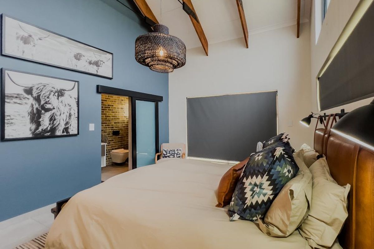 An Ultra-Modern Masterpiece Designed for Luxury Living - Photo 5